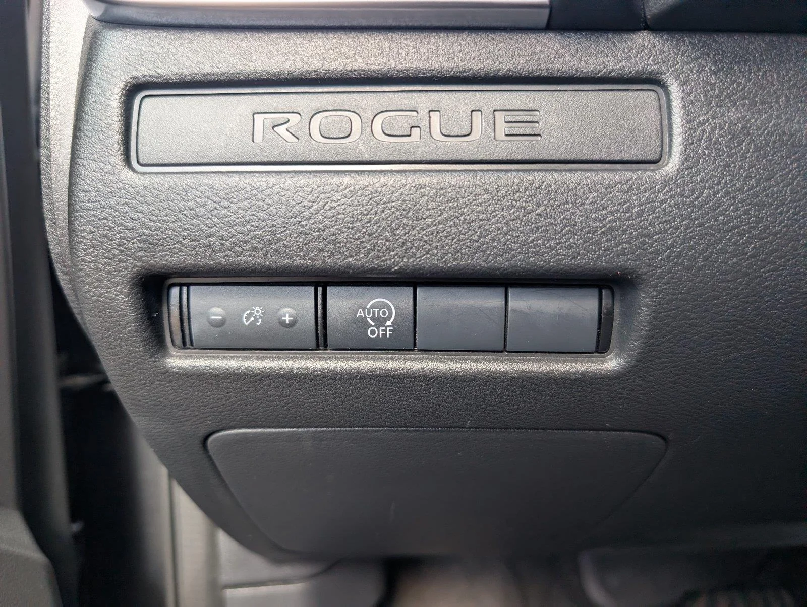 Used 2024 Gun Metallic Nissan S image 27