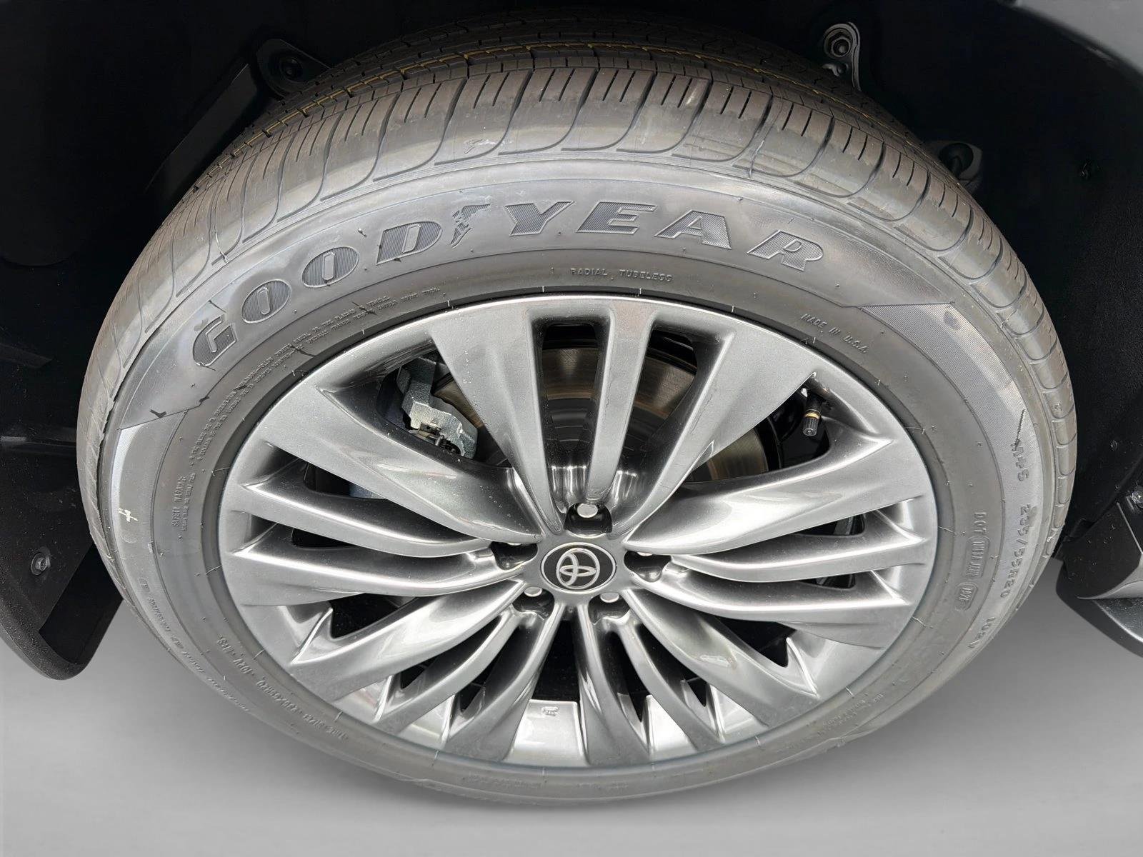 New 2026 Heavy Metal Toyota Platinum image 17