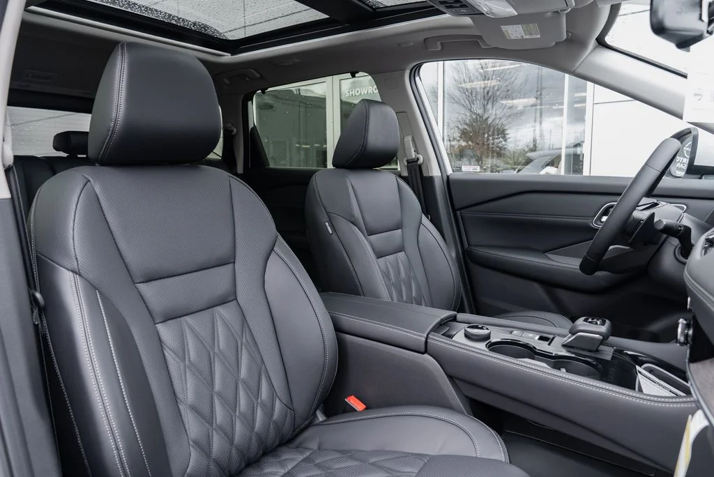 New 2026 Everest White Pearl TriCoat Nissan Platinum image 27
