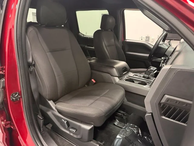Used 2018 Red Ford XLT image 30