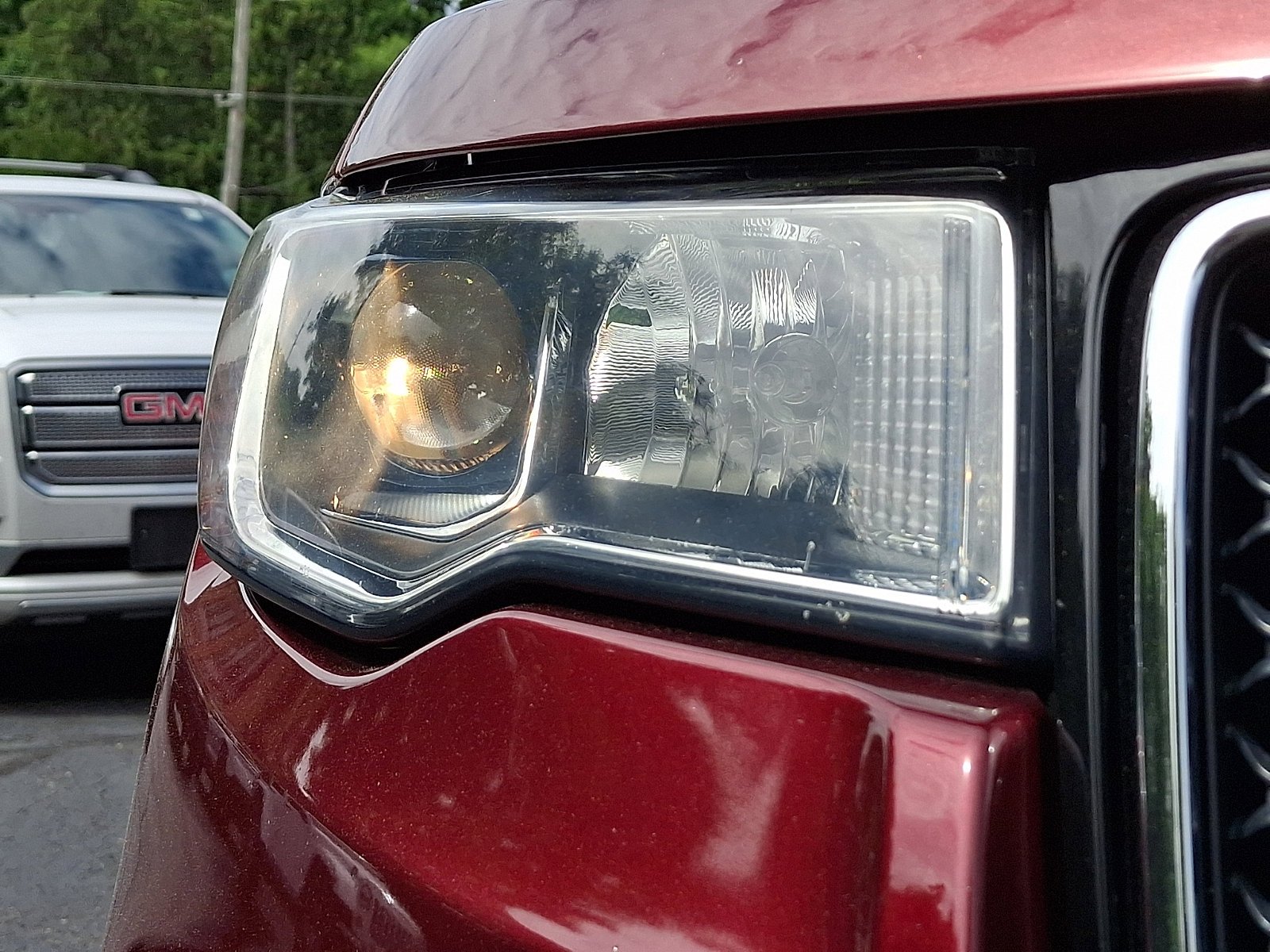 Certified Used 2017 Velvet Red Pearlcoat Jeep Limited image 9