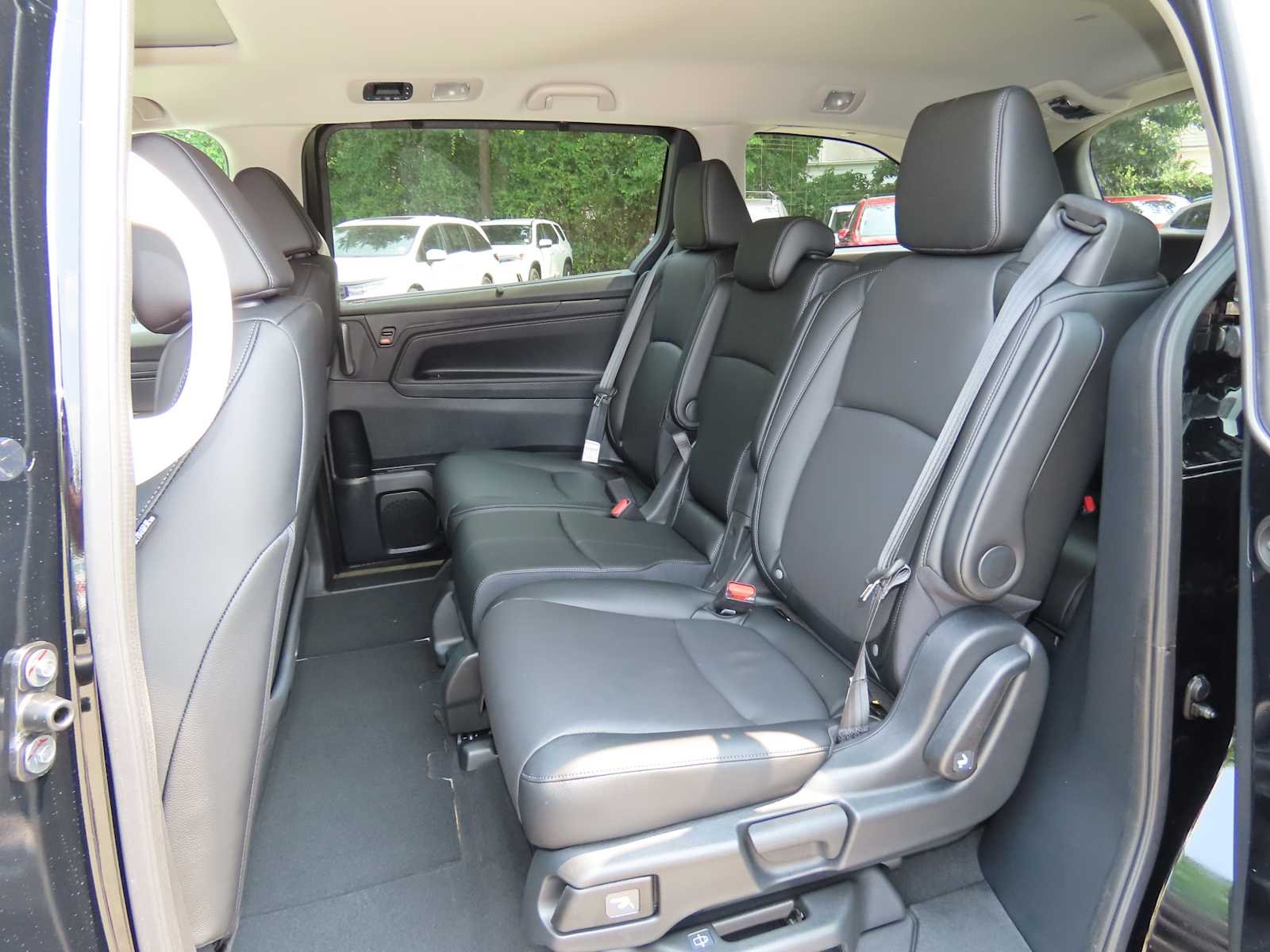 2026 Honda Odyssey EX-L - Photo 13