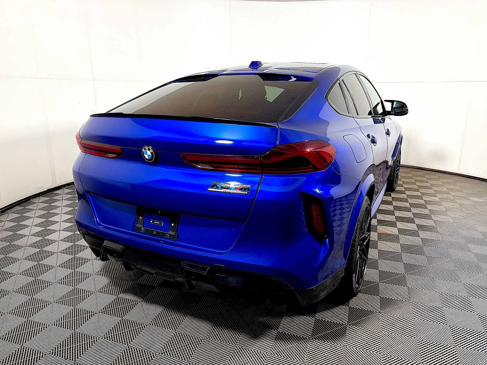 Used 2024 Marina Bay Blue Metallic BMW  image 6