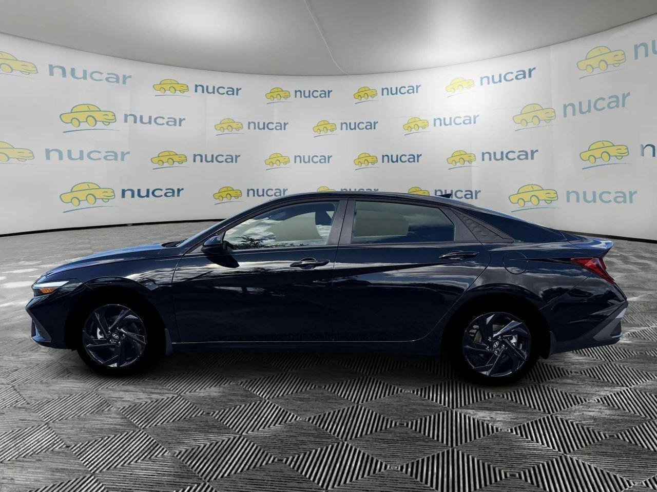 2026 Hyundai Elantra — photo 3