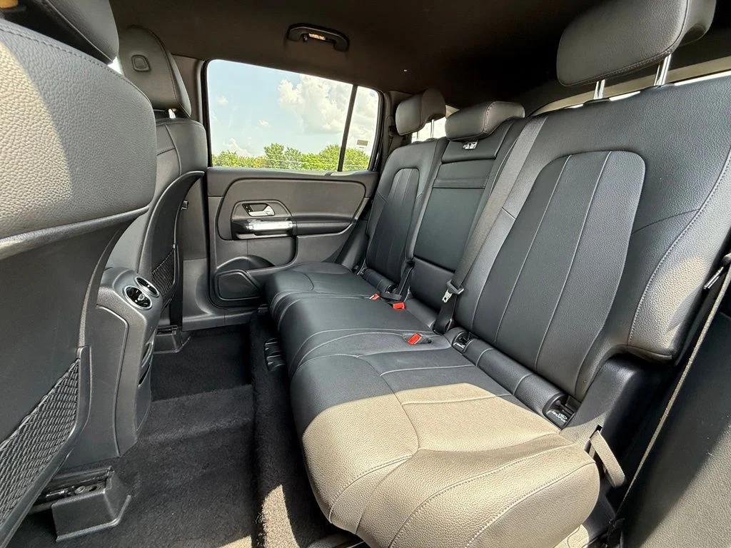 Used 2024 Black Mercedes-Benz GLB 250 image 25