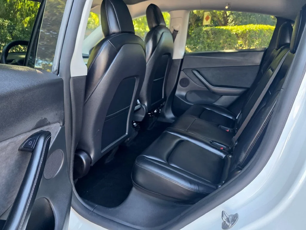 Used 2021  Tesla Long Range image 27