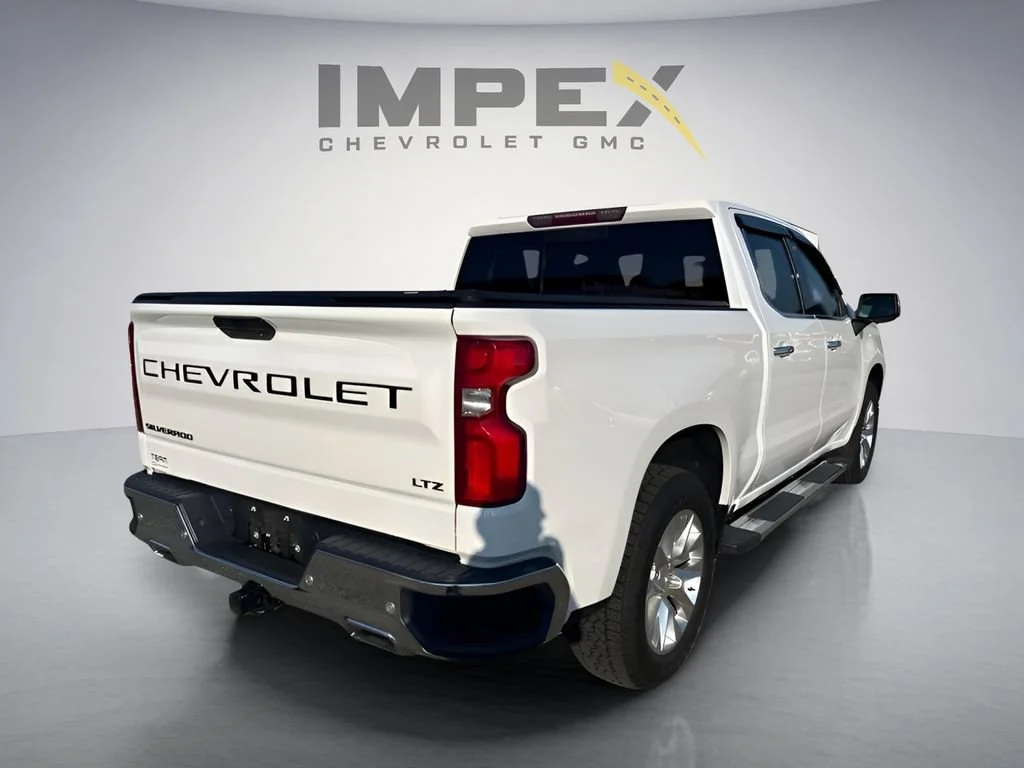 Used 2021 SUMMIT WHITE Chevrolet LTZ image 5