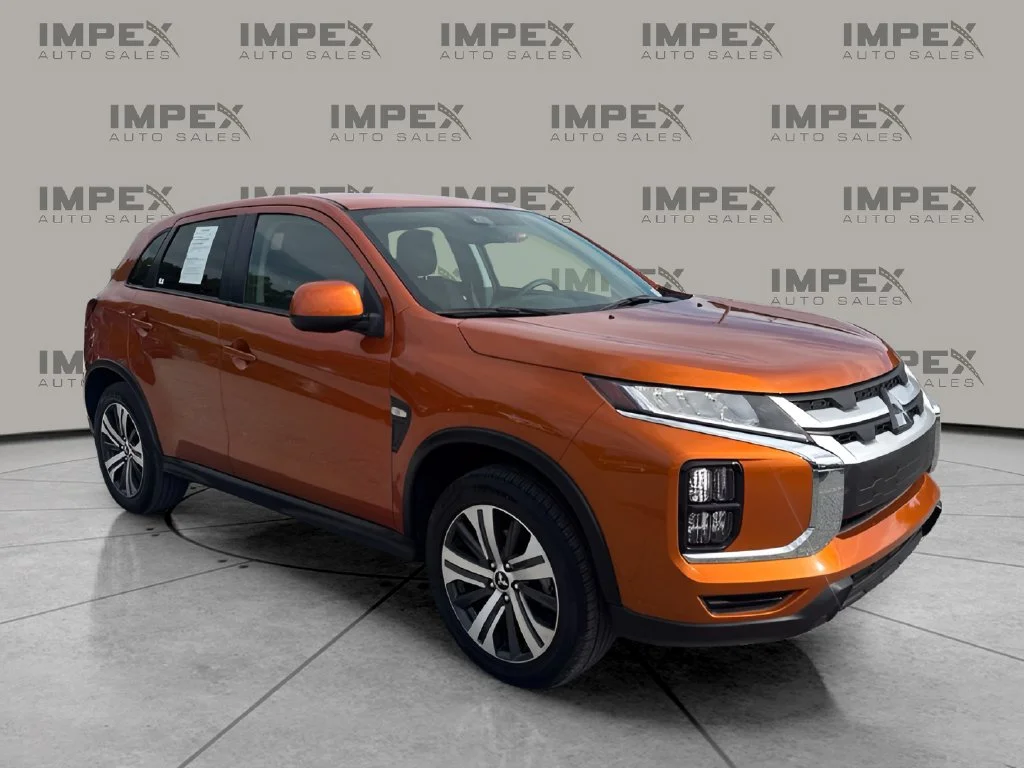 Used 2024 Orange Mitsubishi 2.0 ES image 6