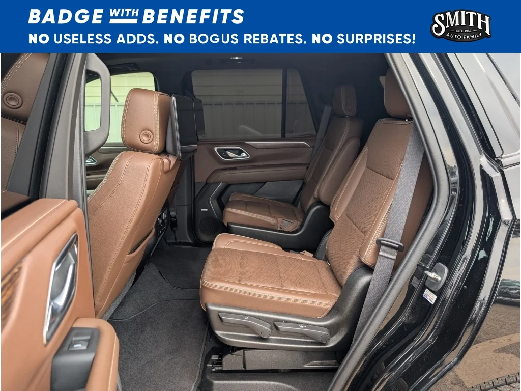 Used 2021 Black Chevrolet High Country image 19