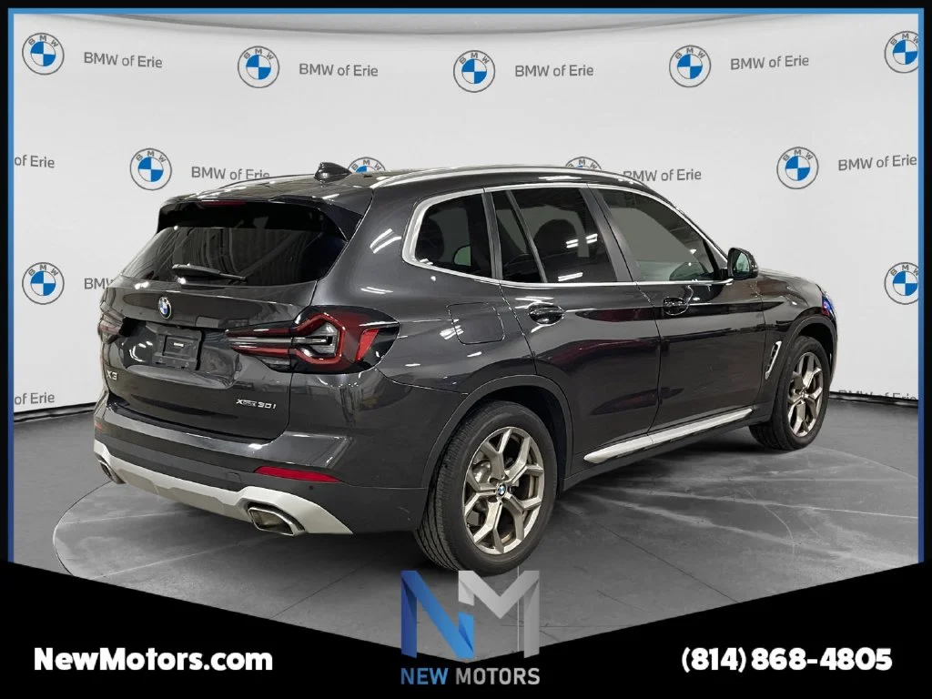 Used 2023 Dark Graphite BMW xDrive30i image 5