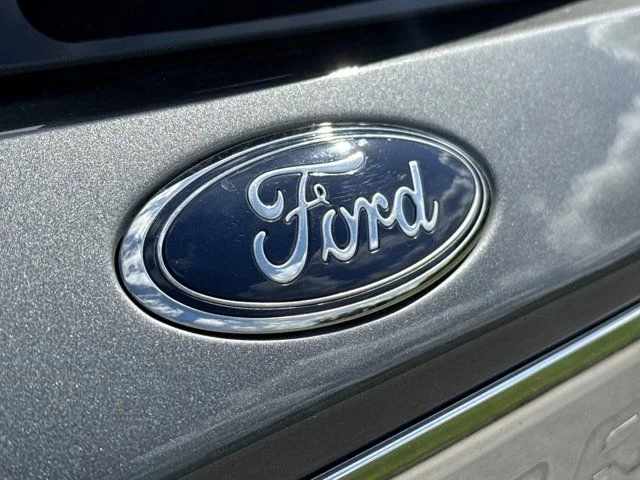 Used 2023 Gray Ford XLT image 13