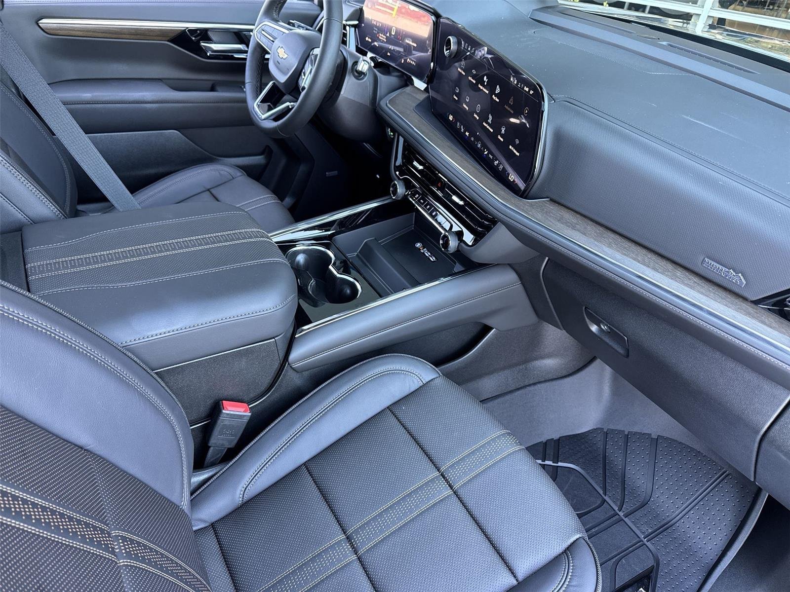 New 2026 Sterling Gray Metallic Chevrolet High Country image 36