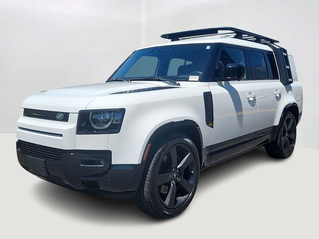 2024 Land Rover Defender 130 Outbound P400's photo