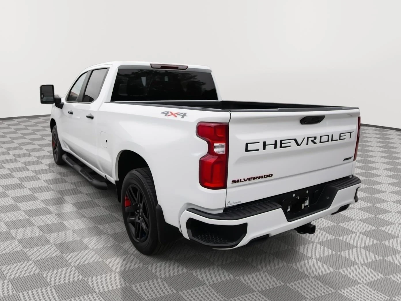 Used 2024 Summit White Chevrolet RST image 8
