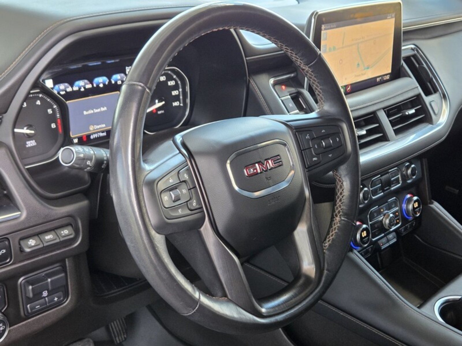 Used 2021 White Frost Tricoat GMC AT4 image 28