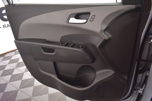 Used 2017 Blue Chevrolet LT image 29