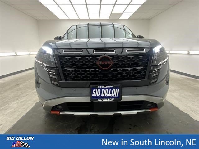 New 2026 Boulder Gray Pearl/Super Black Nissan Rock Creek image 3