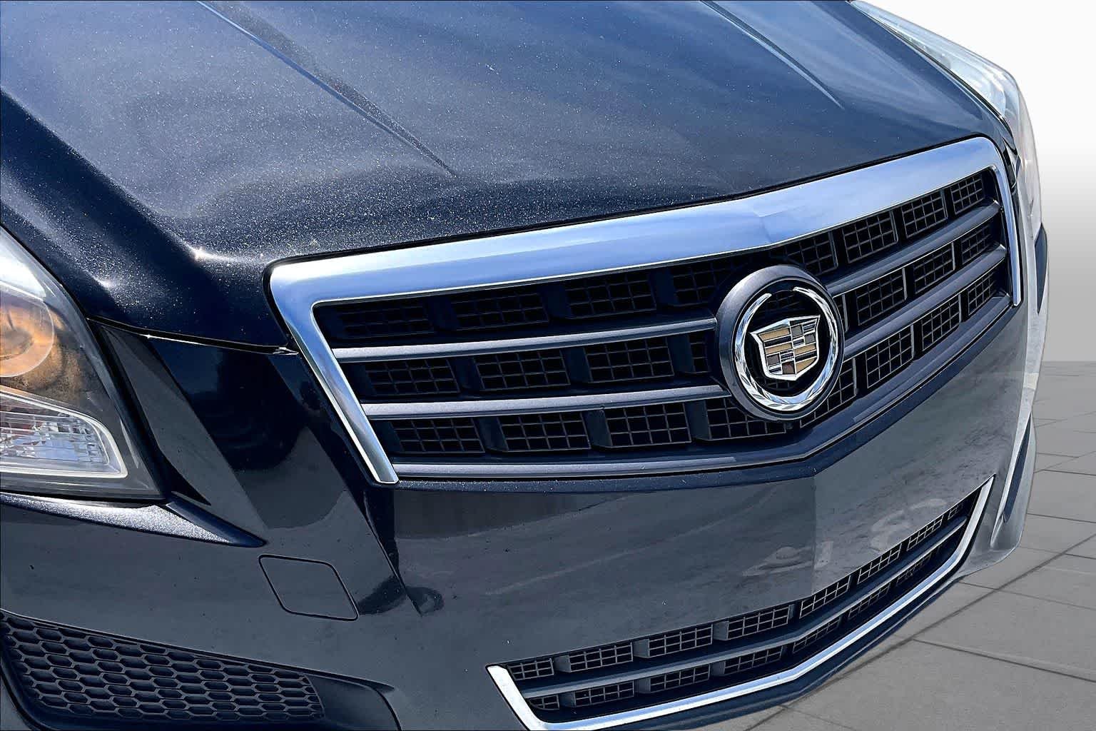 Used 2013 Black Diamond Tricoat Cadillac  image 30