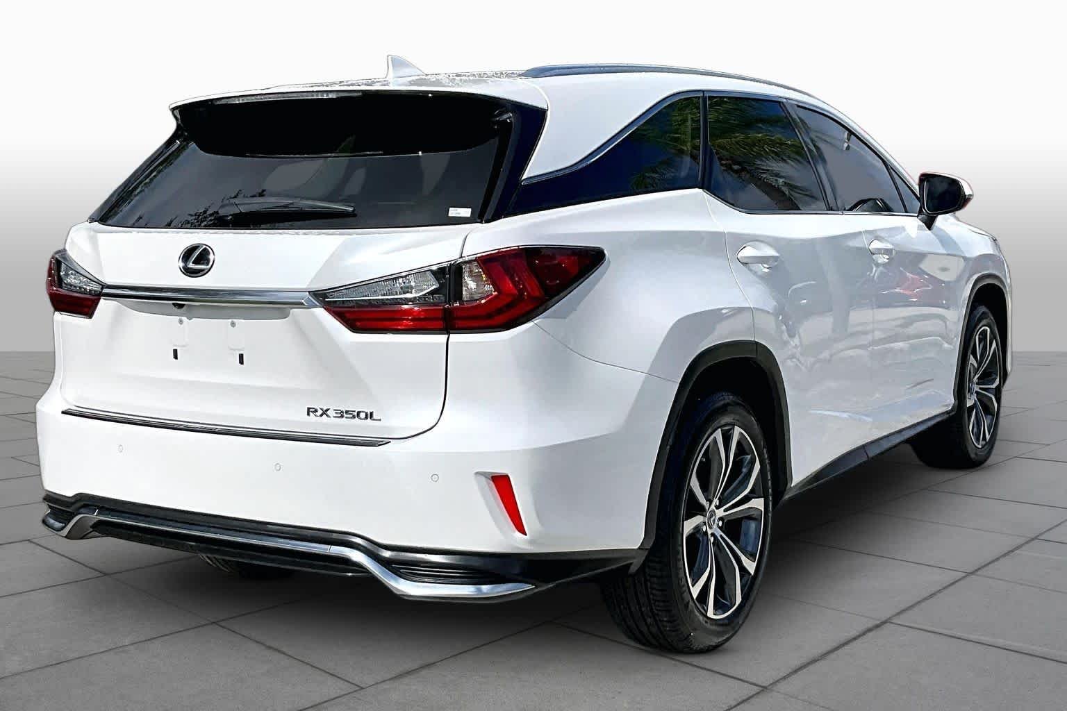 Used 2022 Eminent White Pearl Lexus  image 13