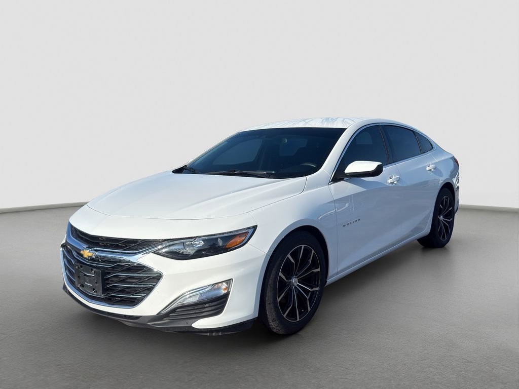 2022 Chevrolet Malibu 1FL's photo