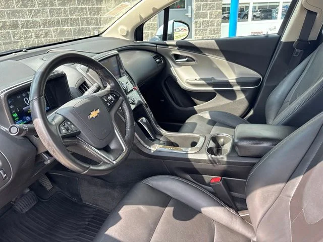 Used 2015 Silver Chevrolet Base image 16