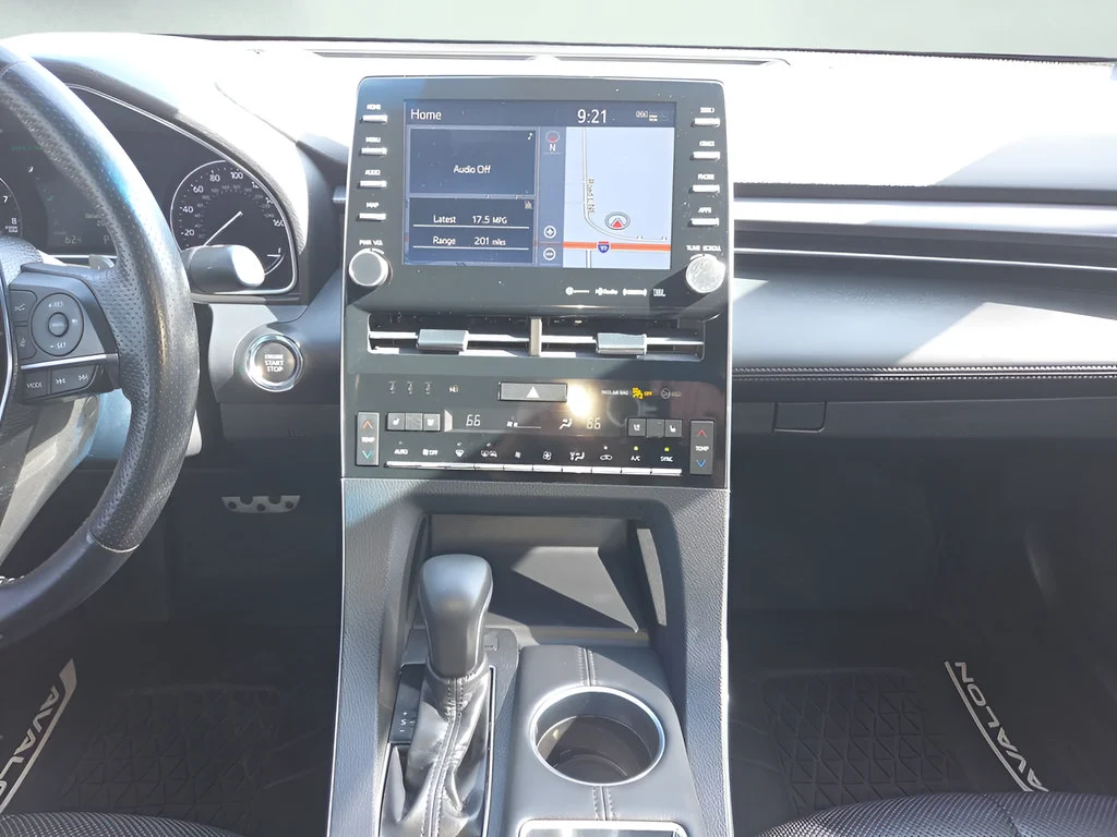 Used 2019 Blue Toyota XLE image 19