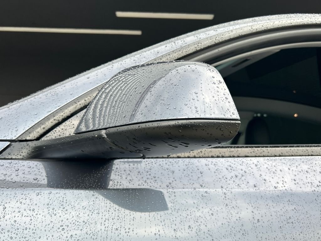 Used 2023  Tesla Long Range image 25