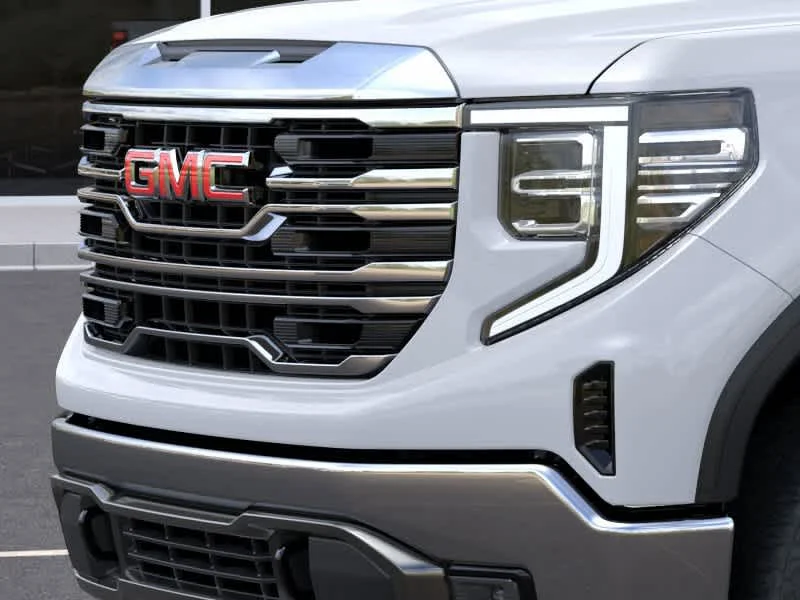 New 2026 Glacier White Tricoat GMC SLT image 28
