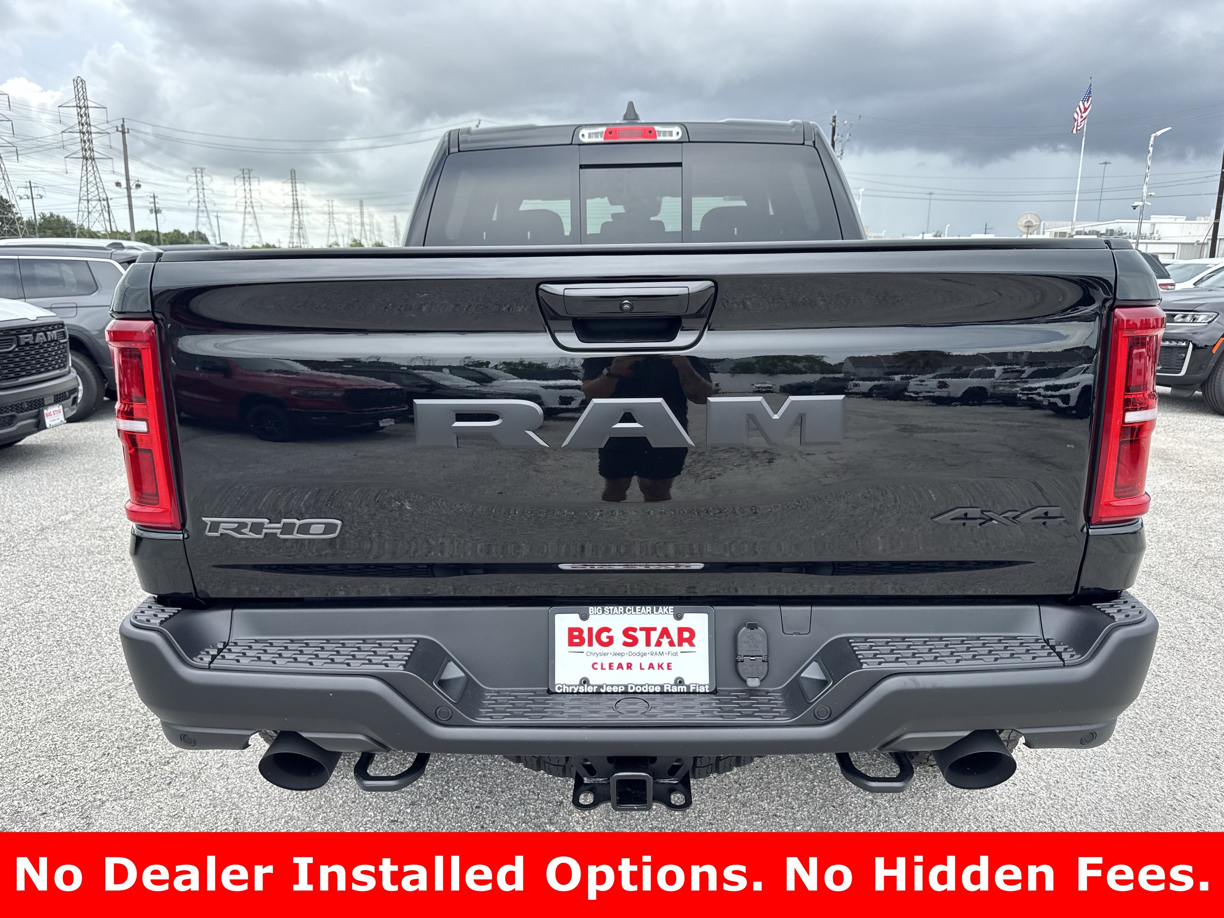 New 2026 Diamond Black Crystal Pearl-Coat Exterior Paint RAM RHO image 6