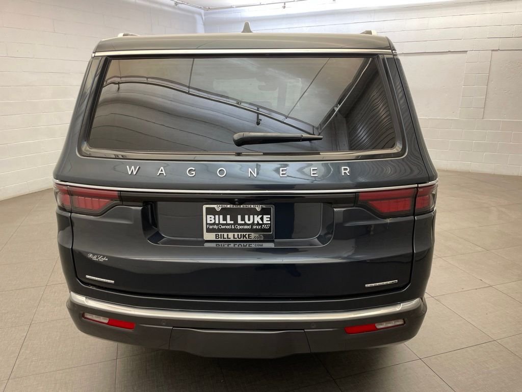 Certified Used 2022 River Rock Wagoneer Series I image 7