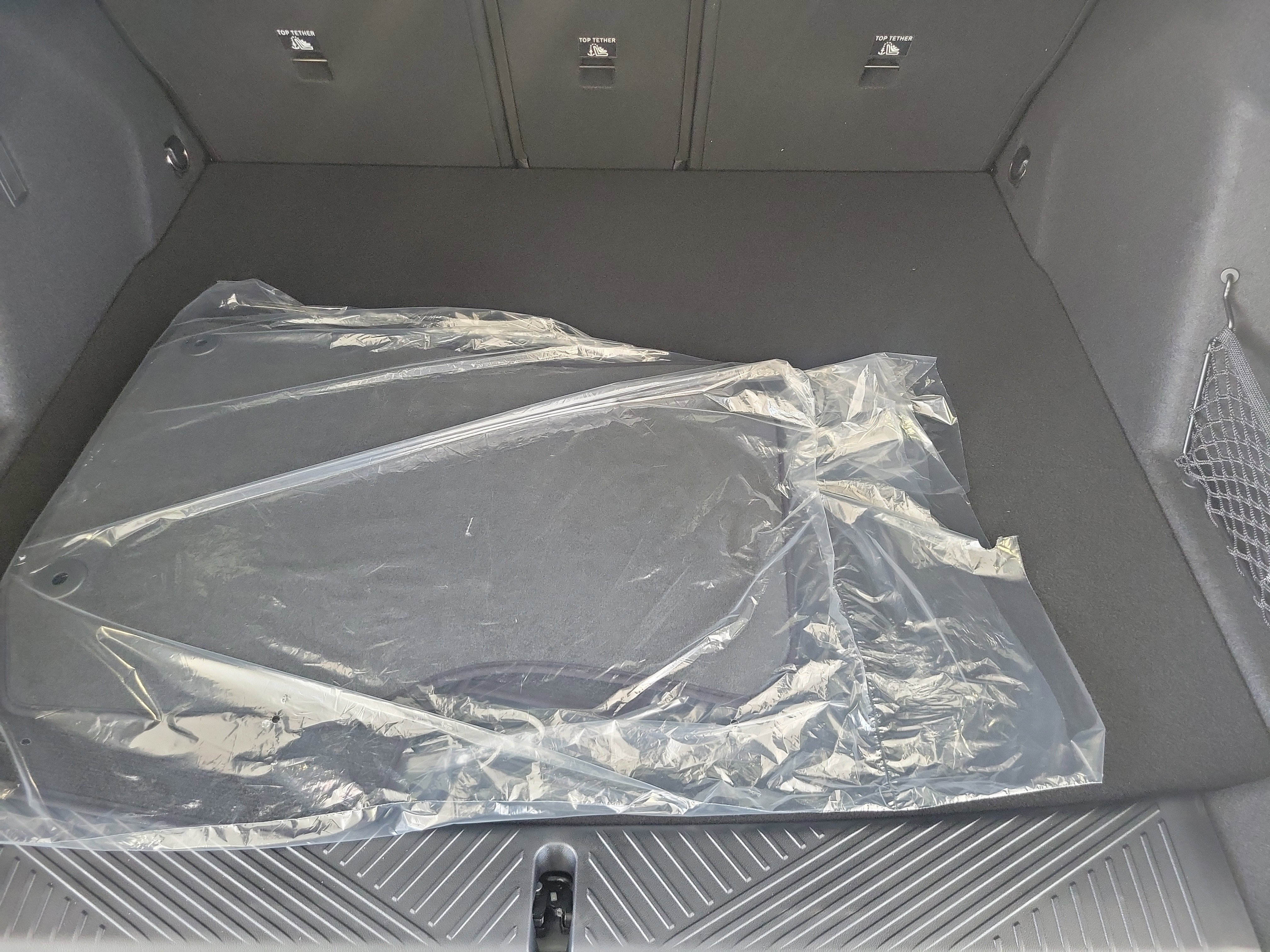 New 2026 Dune Grey Metallic BMW M50 xDrive image 7