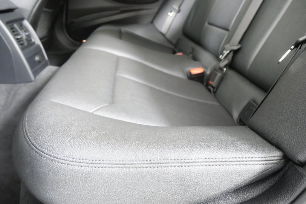 Used 2018 Mineral Gray Metallic BMW 330i image 15