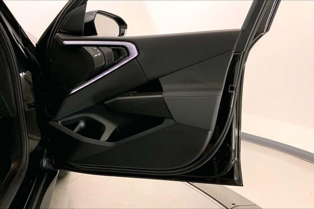 Used 2025 Black Sapphire Metallic BMW  image 25