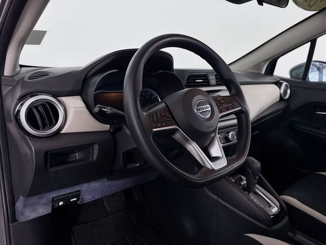 Used 2022 Gun Metallic Nissan SV image 9