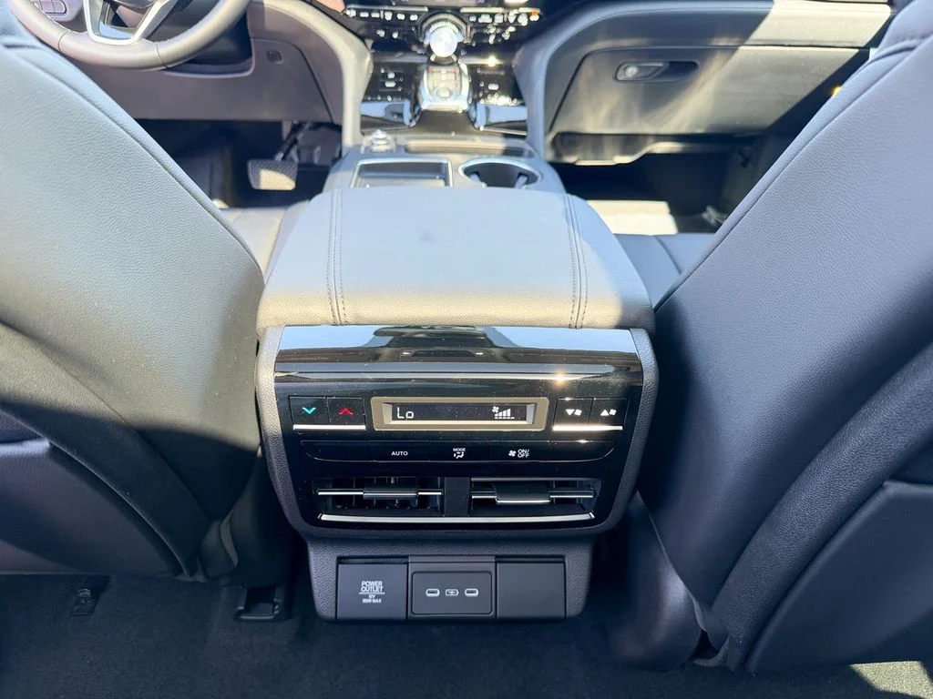 New 2026 Solar Silver Metallic Acura Base image 26