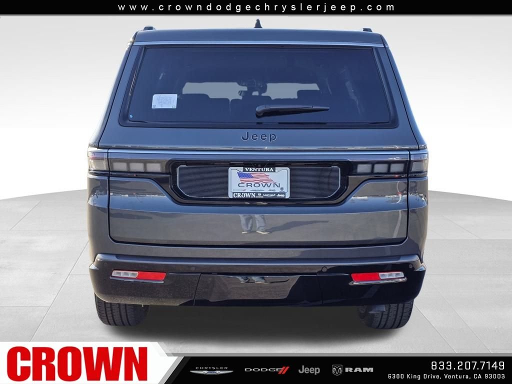 New 2026 Baltic-Gray Metallic Clear-Coat Exterior Paint Jeep  image 6