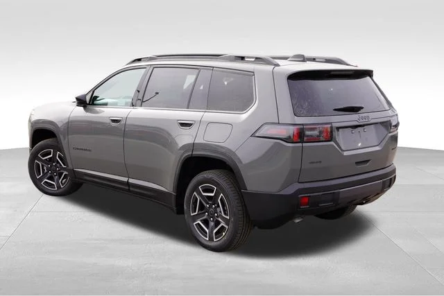 New 2026 Gray Jeep Laredo image 5