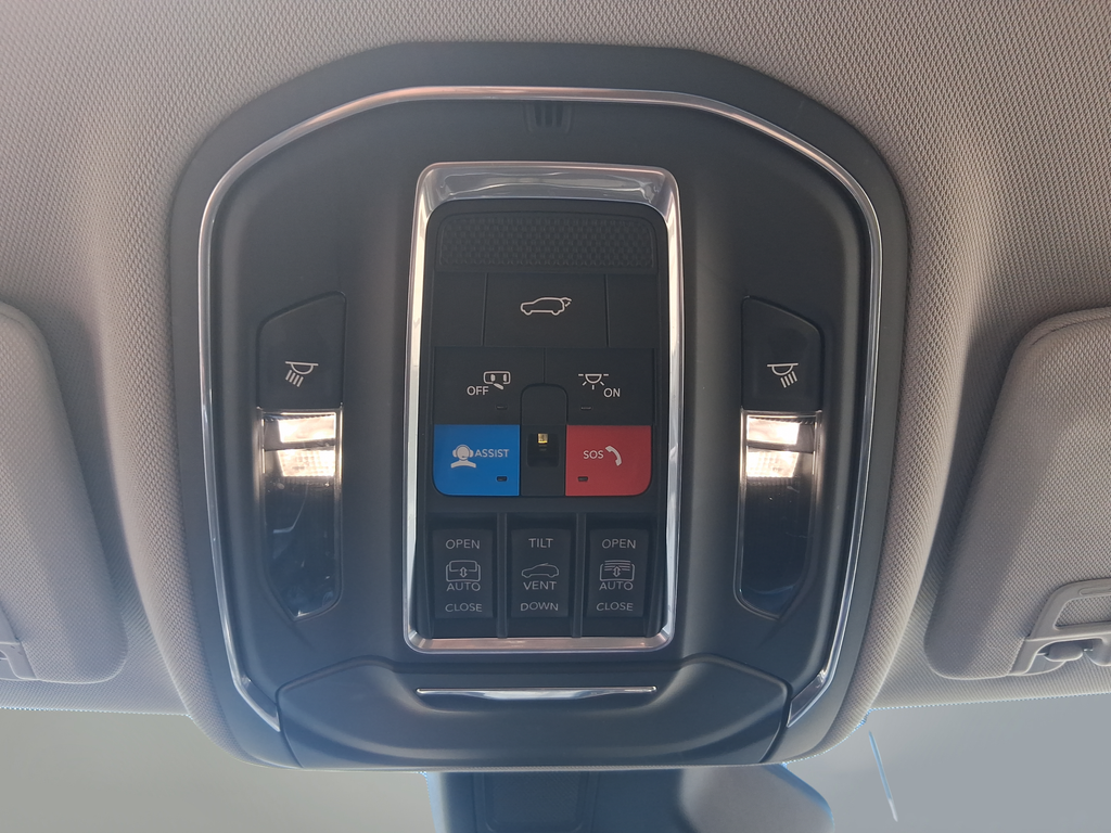 Used 2022 Gray Jeep Limited image 33