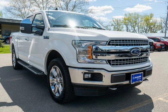 Used 2020 White Ford Lariat image 4
