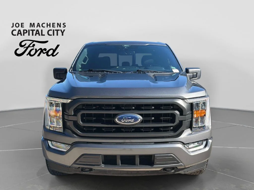 Used 2022 Gray Ford XLT image 10