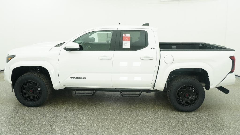 New 2026 Ice Cap Toyota SR5 image 45