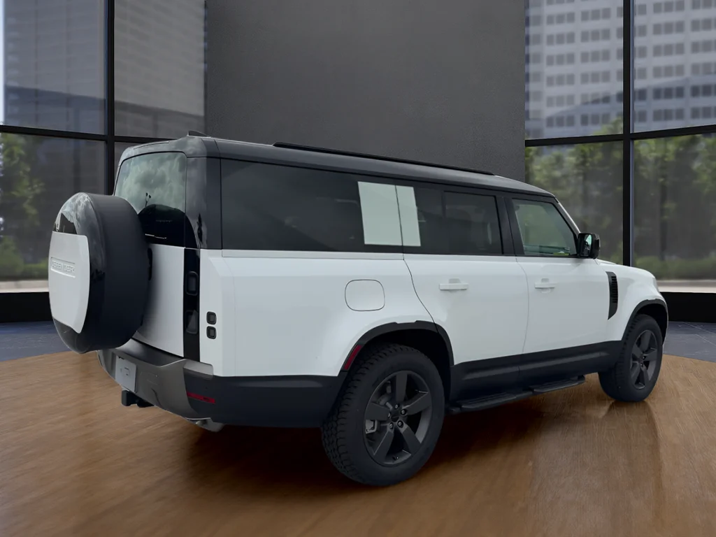 New 2026 White Land Rover S image 5