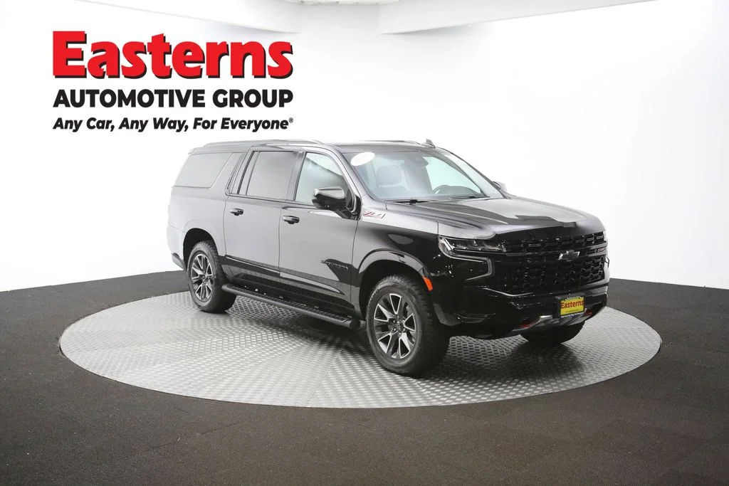 Used 2023 Black Chevrolet Z71 image 55