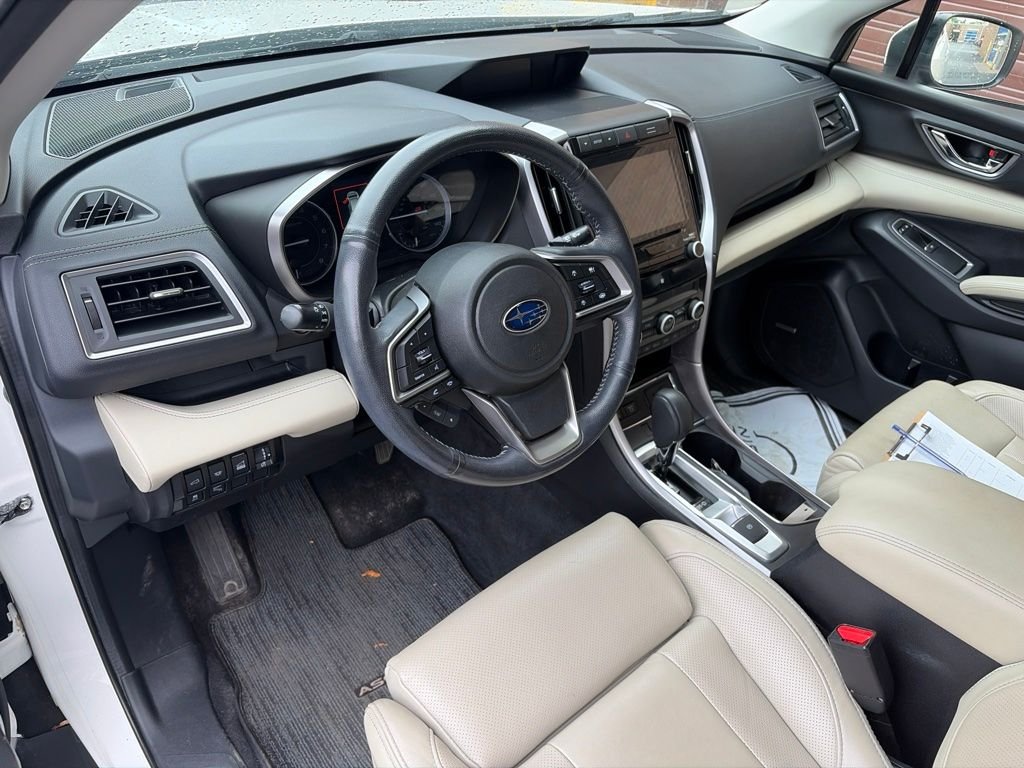 Used 2022 Crystal White Pearl Subaru Limited image 16
