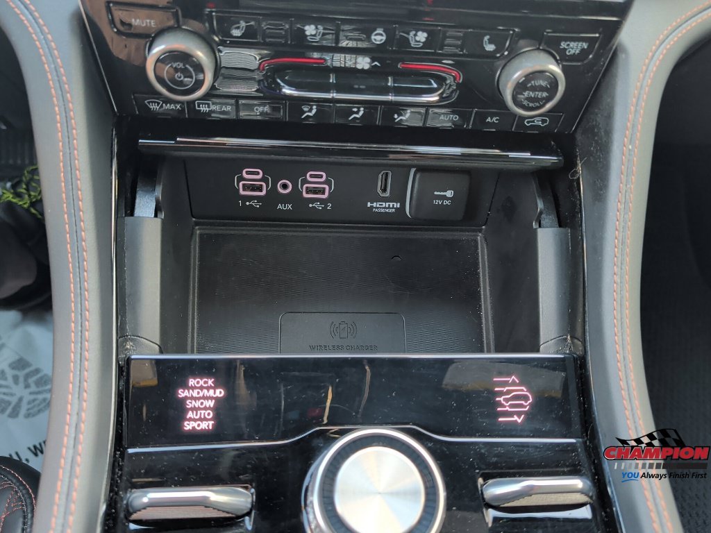 Used 2023 Black Jeep Summit image 24