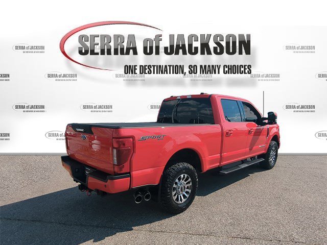 Used 2022  Ford XL image 9