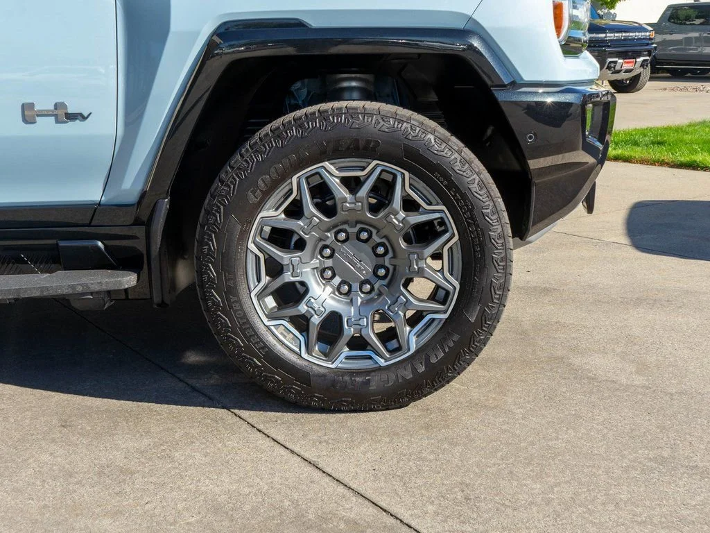 2025 GMC HUMMER EV 3X - Photo 39