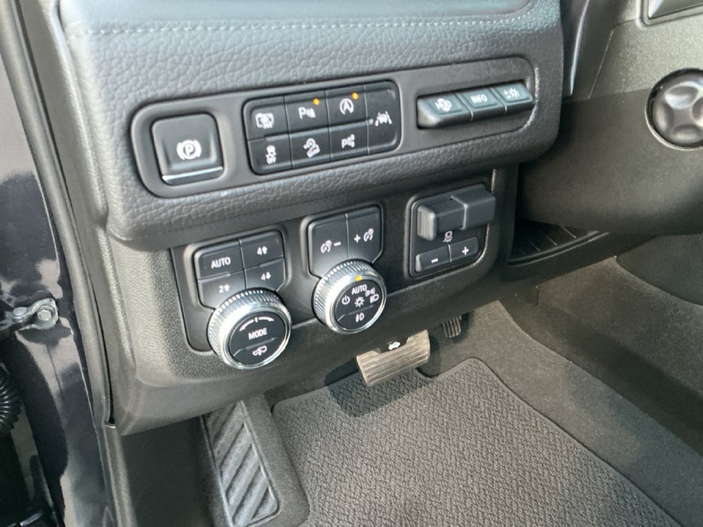 Certified Used 2024 Silver GMC Denali image 32