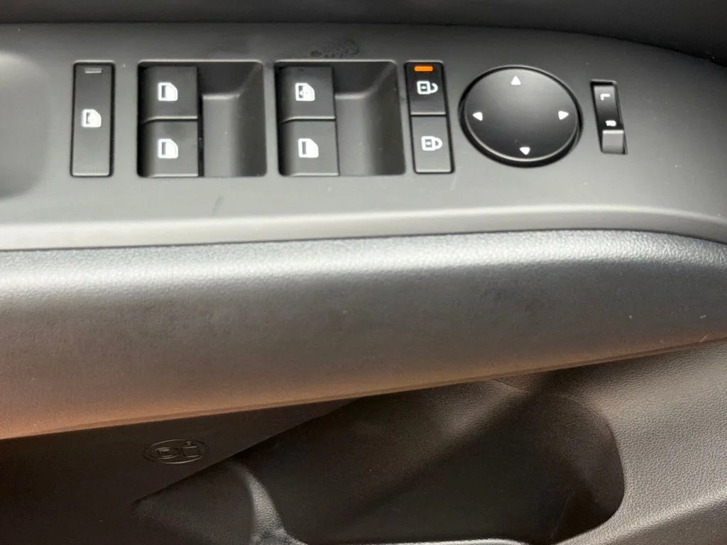 New 2026 Amazon Gray Hyundai  image 22