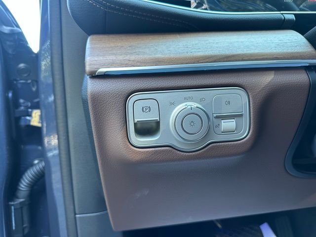 Used 2026 Twilight Blue Metallic Mercedes-Benz GLS 450 image 13